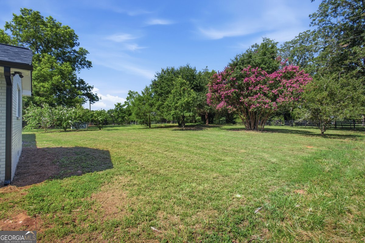 310 Gaithers Road Property Photo 12