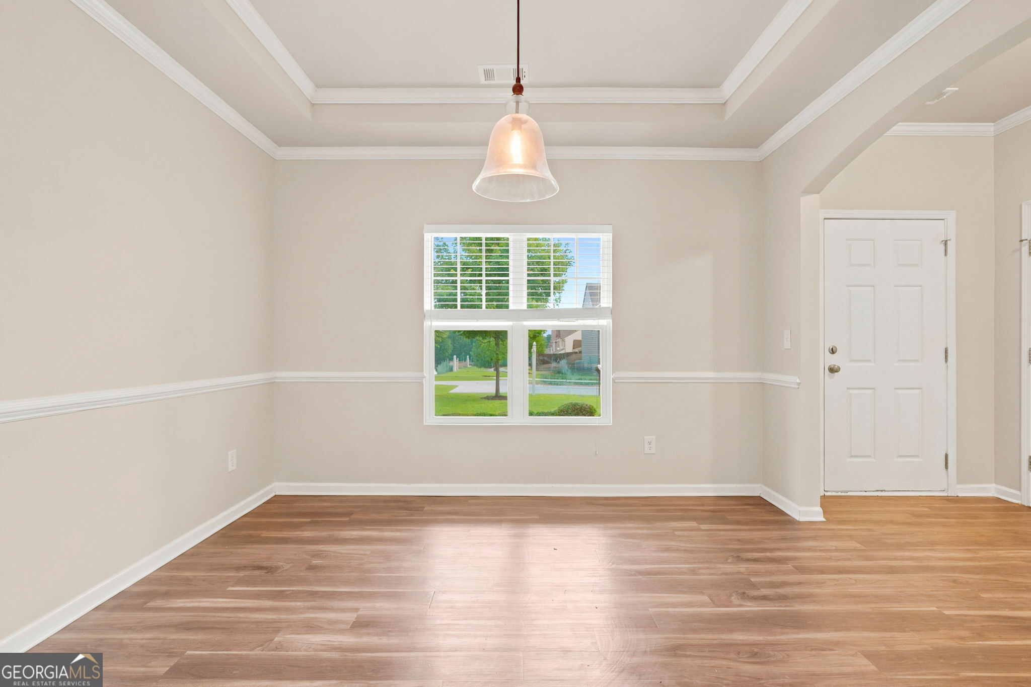 150 Laurelcrest Lane Property Photo 3