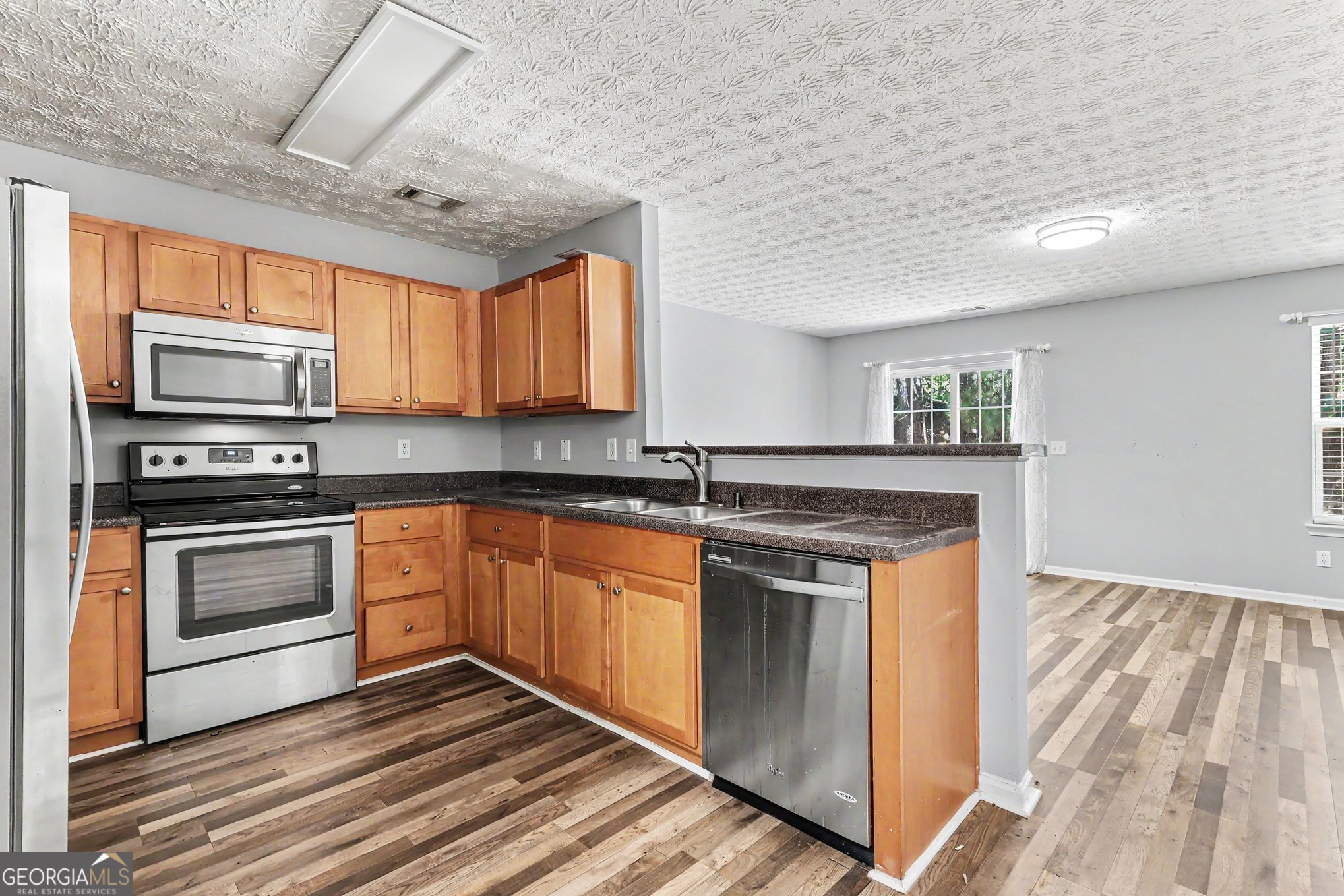 664 Georgetown Court Property Photo 8