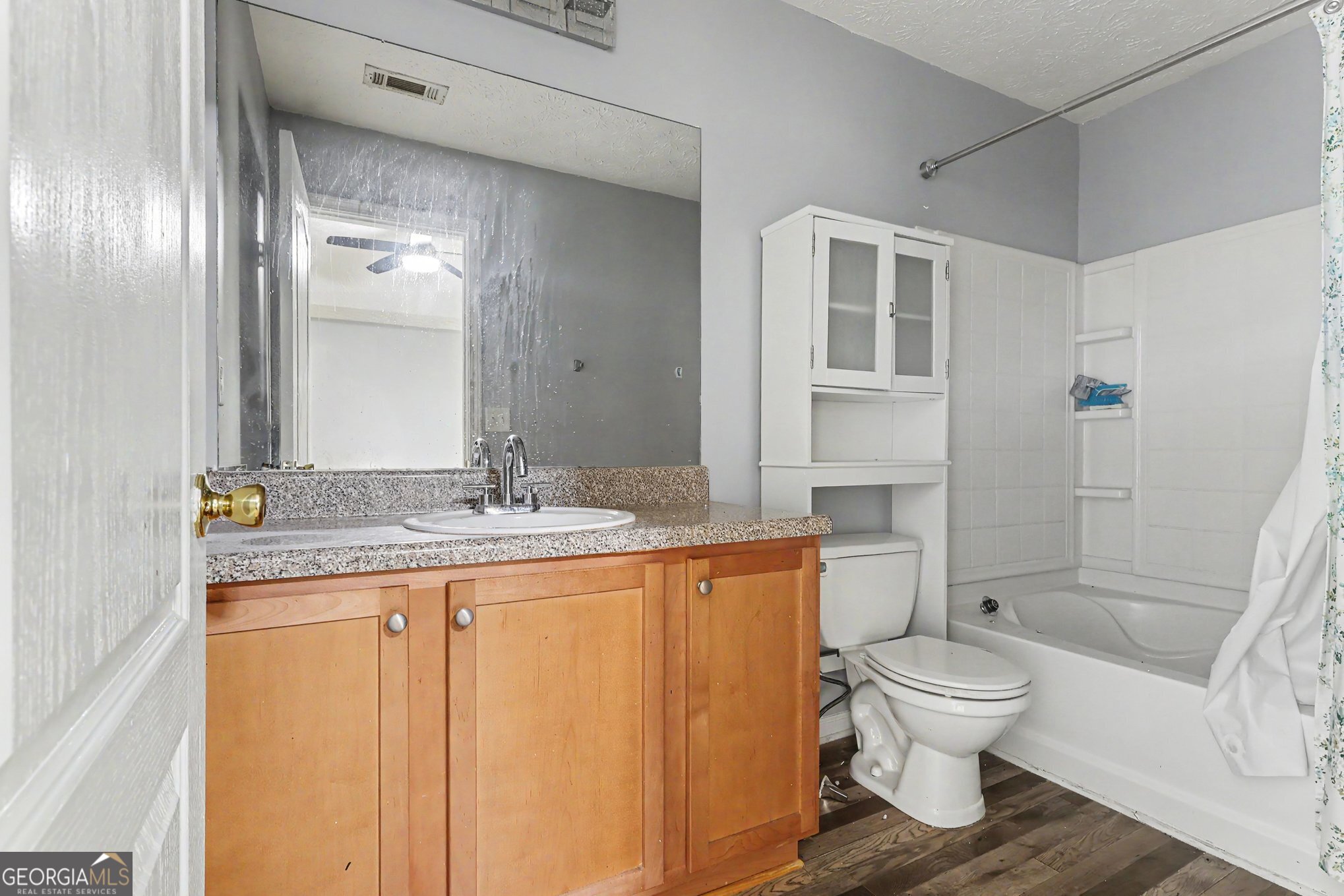 664 Georgetown Court Property Photo 18