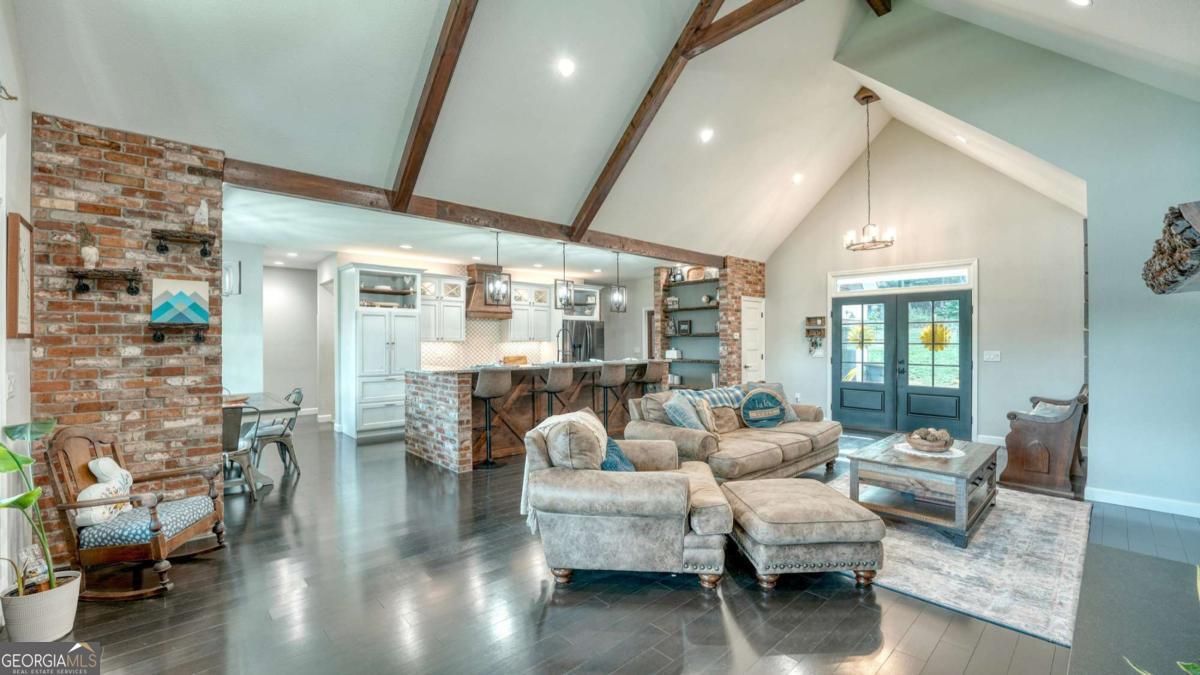 359 New Water Way Property Photo 23