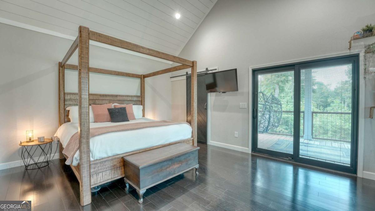 359 New Water Way Property Photo 29