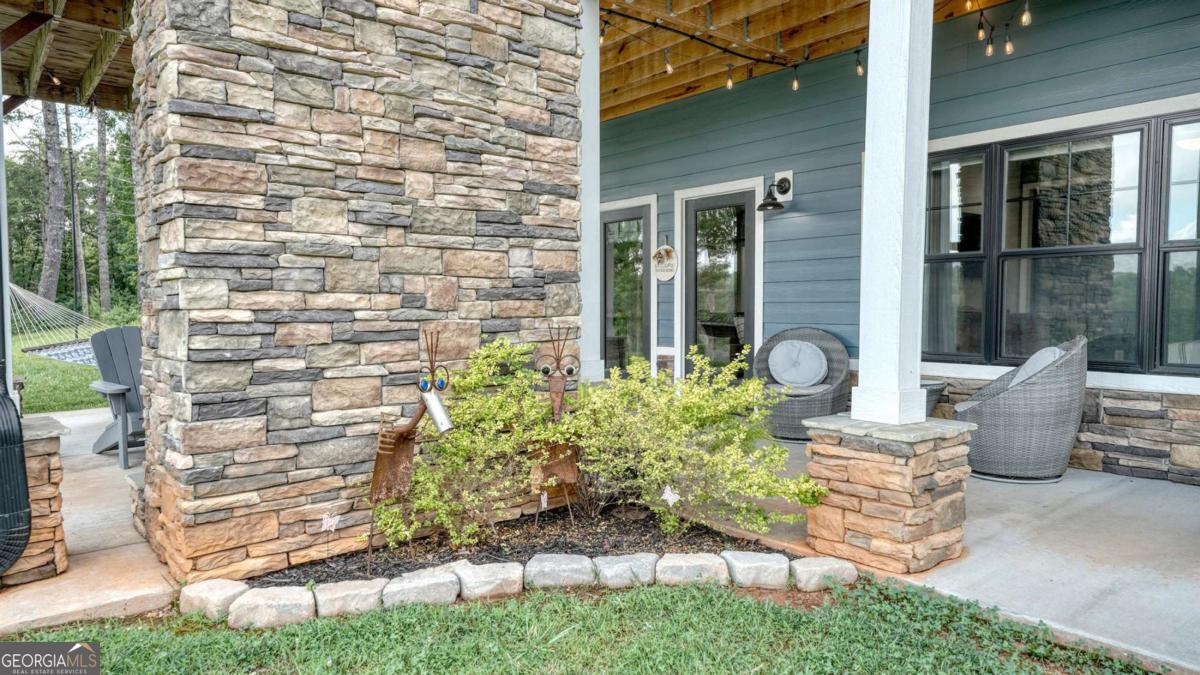 359 New Water Way Property Photo 49