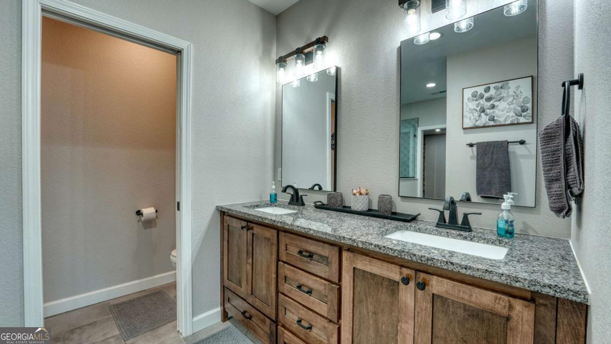 359 New Water Way Property Photo 54