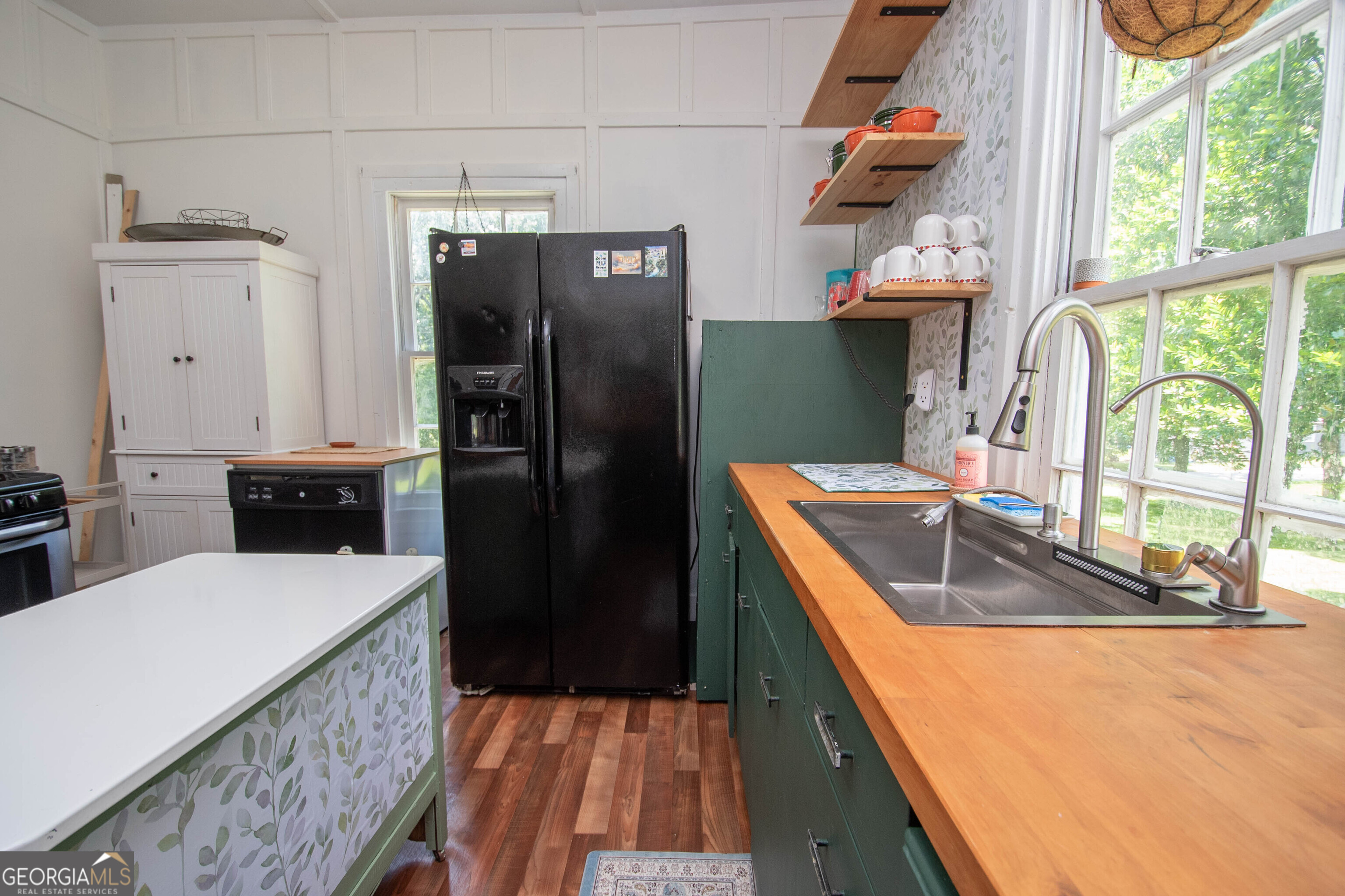 3 Sanford Avenue Property Photo 8