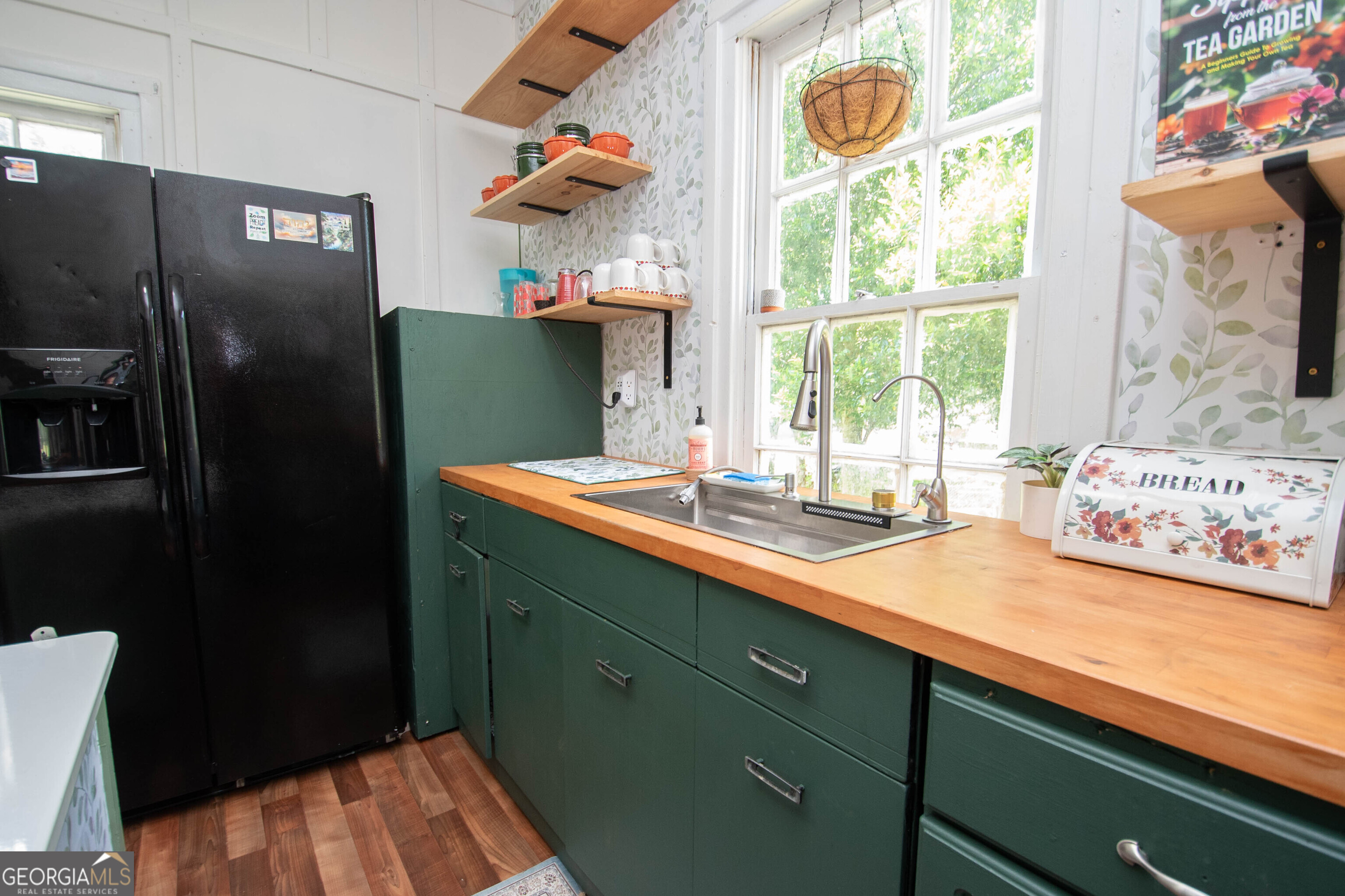 3 Sanford Avenue Property Photo 9
