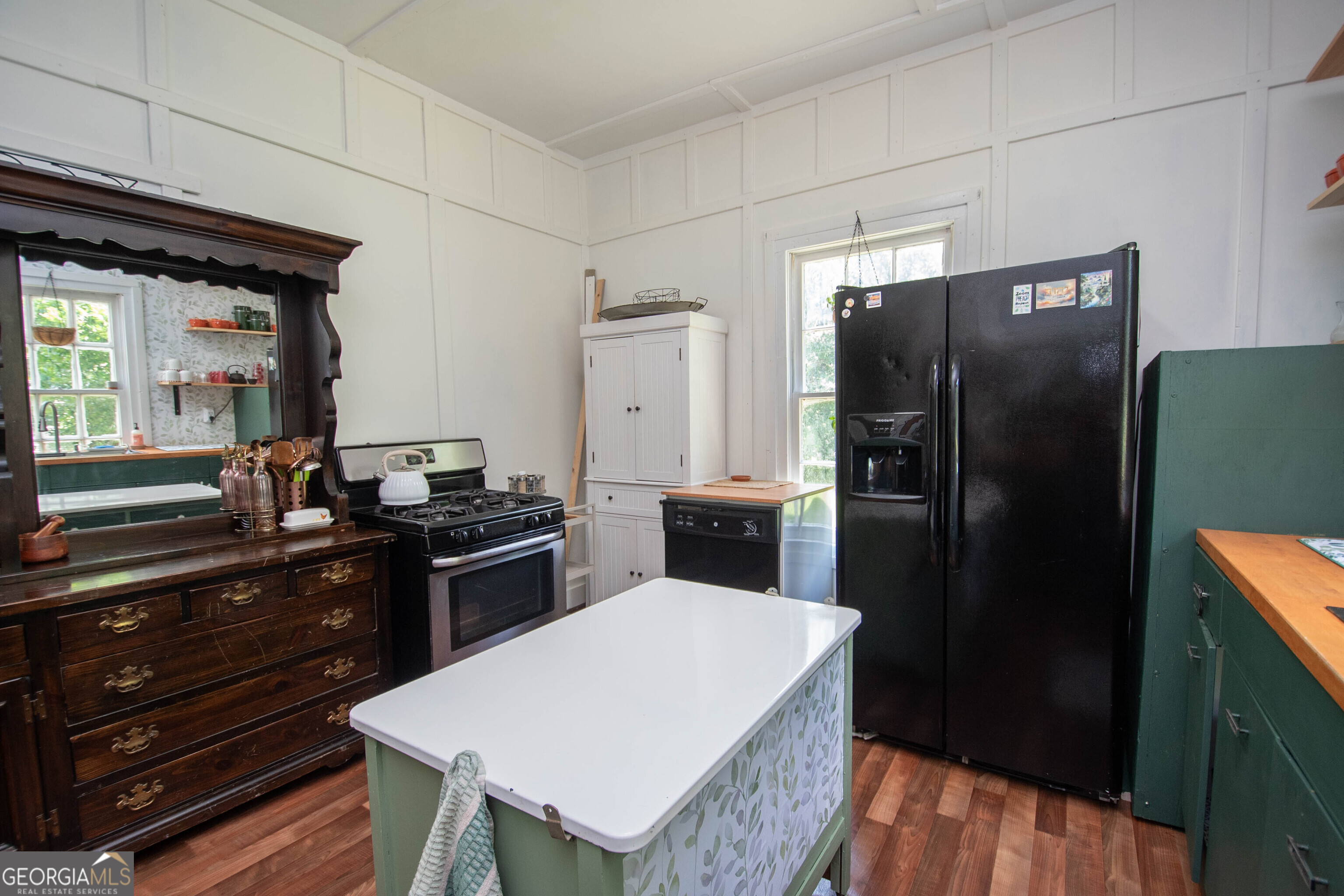 3 Sanford Avenue Property Photo 12