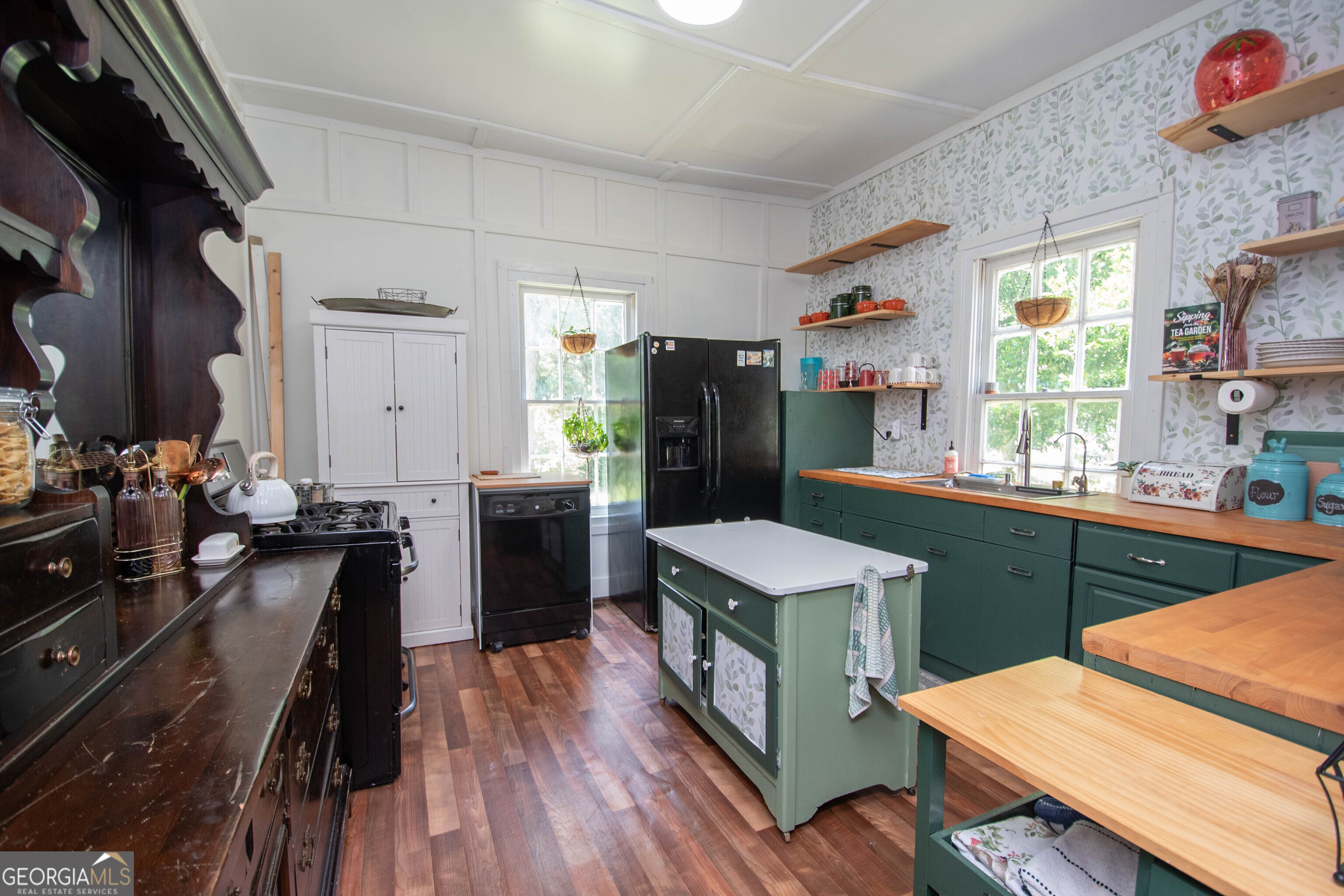 3 Sanford Avenue Property Photo 19