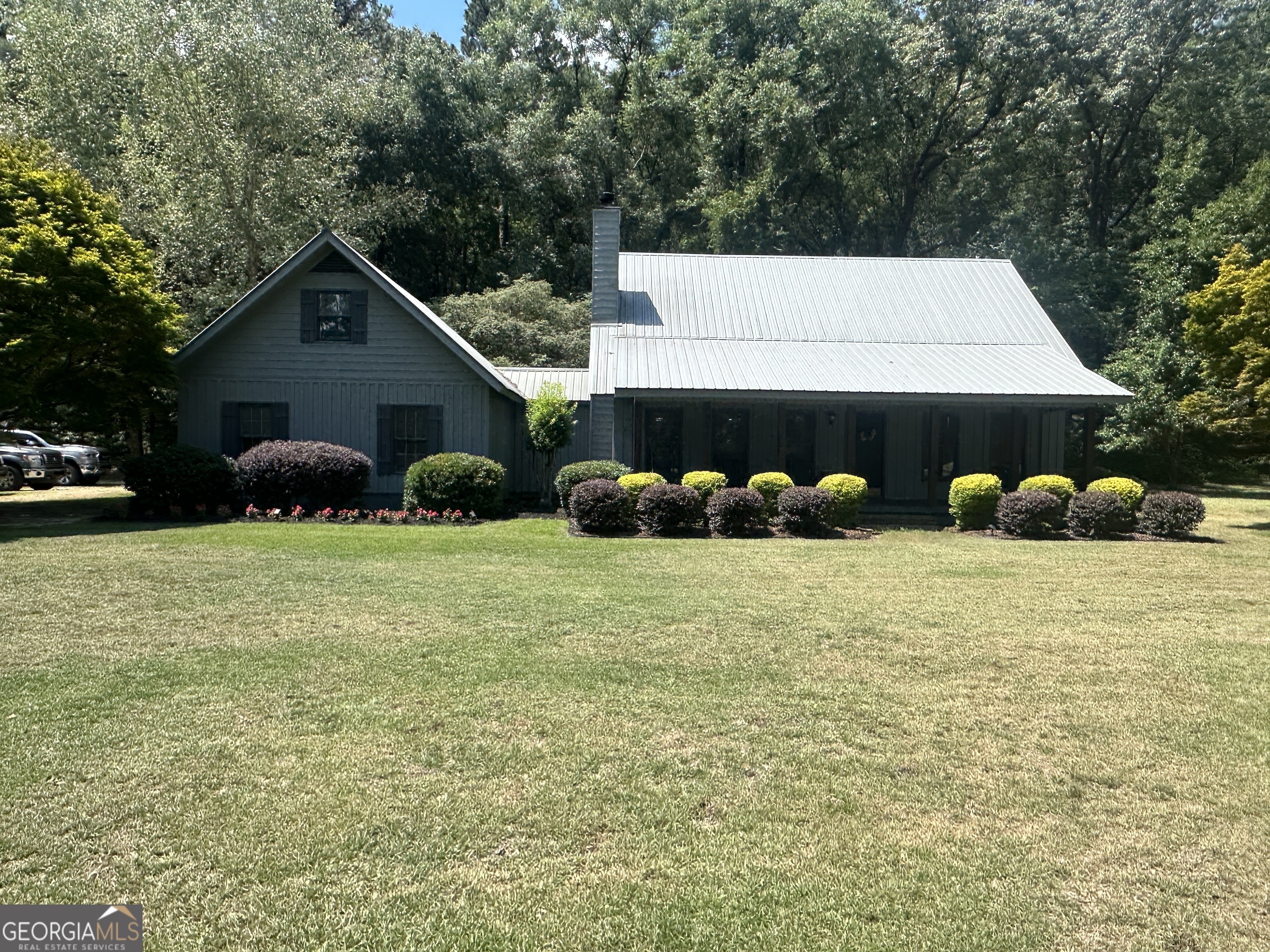 3852 Poor Robin Road Property Photo 2