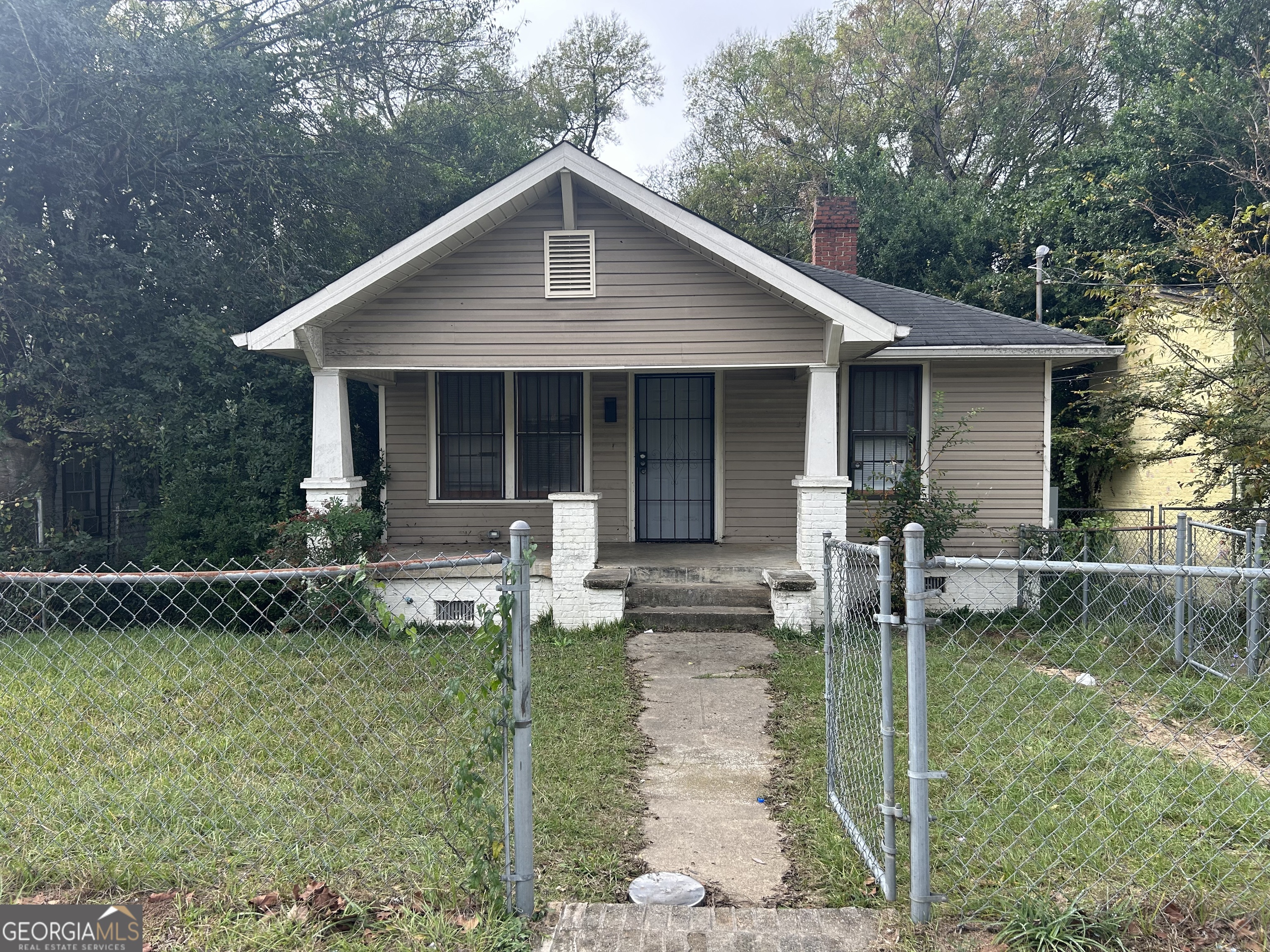 221 Lilly Avenue Property Photo 1