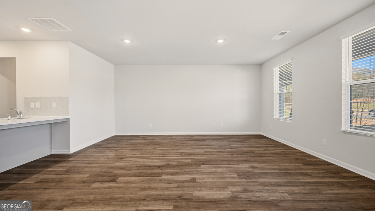 455 Tate Street Property Photo 10