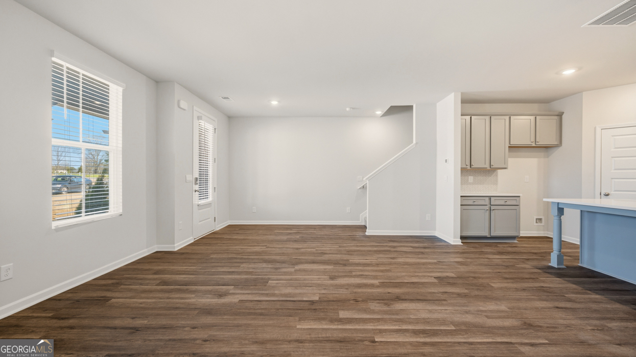 455 Tate Street Property Photo 12