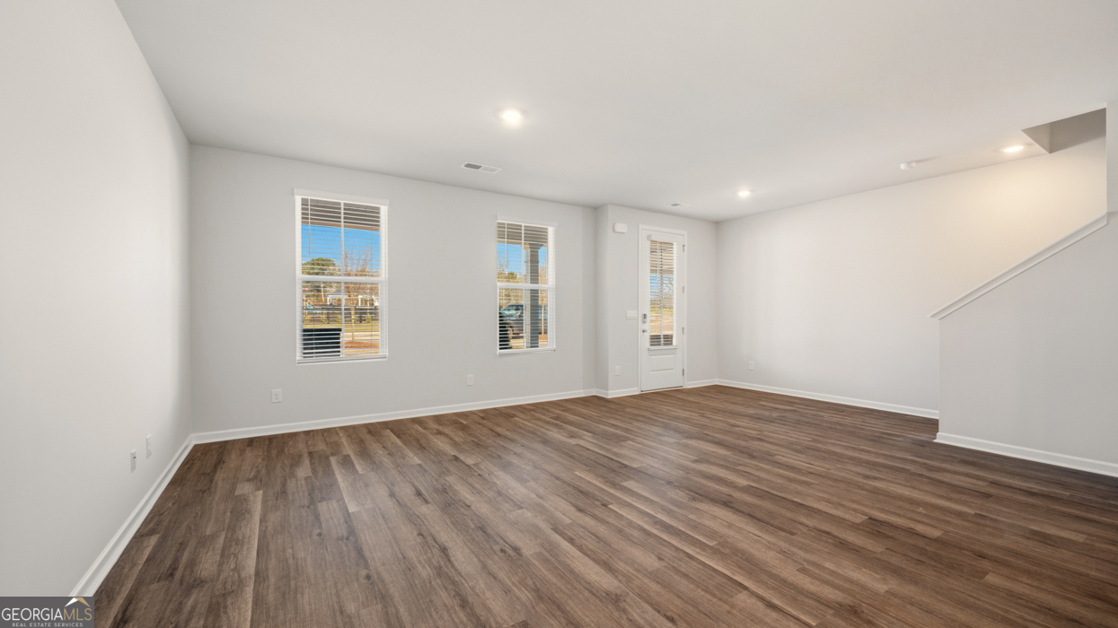 455 Tate Street Property Photo 13