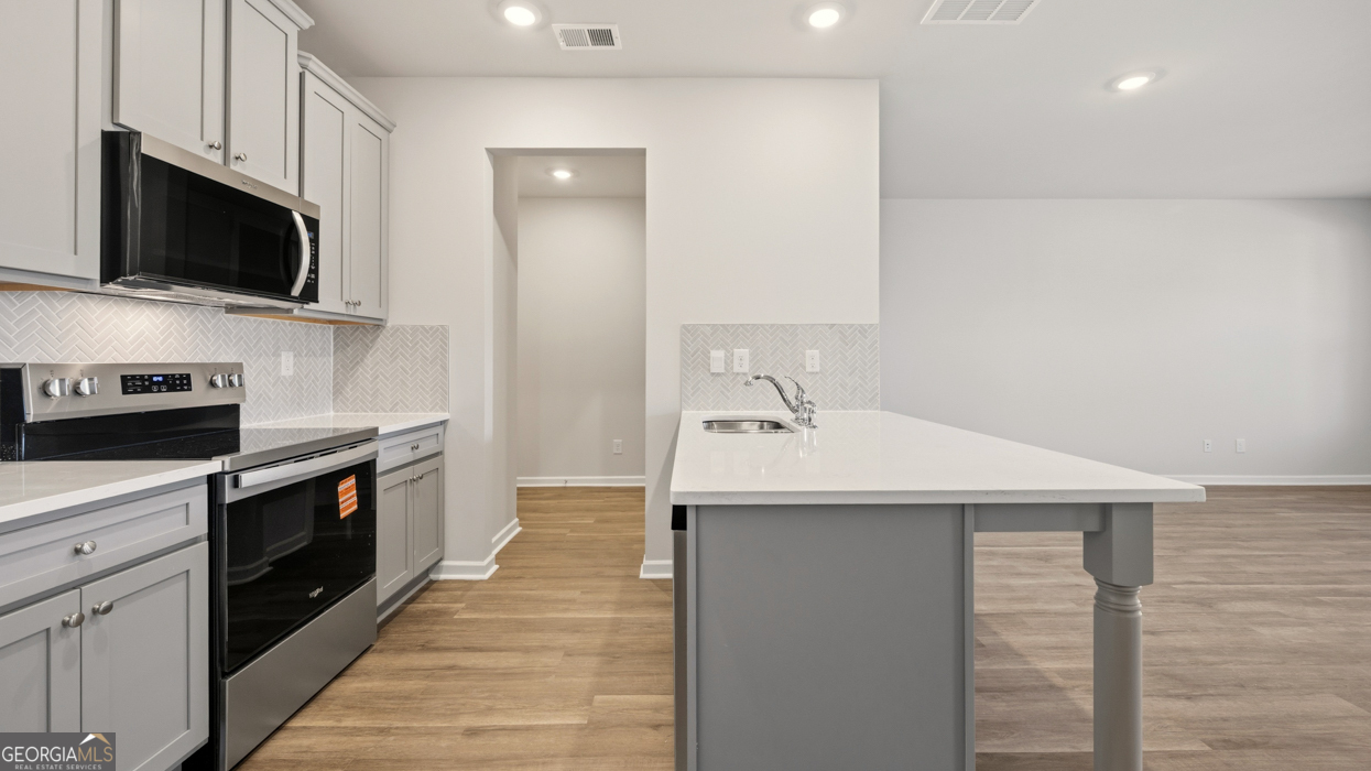 455 Tate Street Property Photo 16