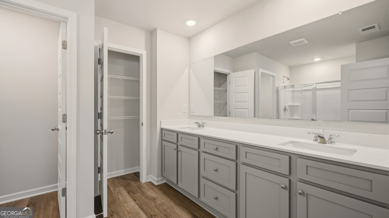 455 Tate Street Property Photo 27