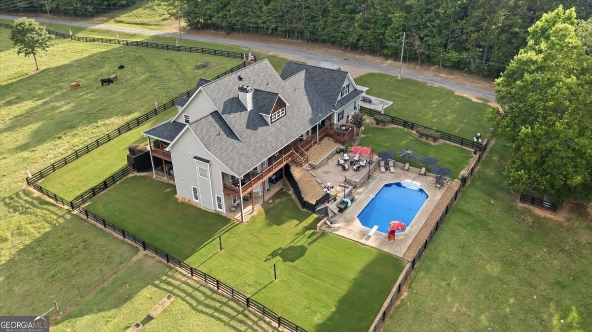 501 Stewart Road Property Photo 6