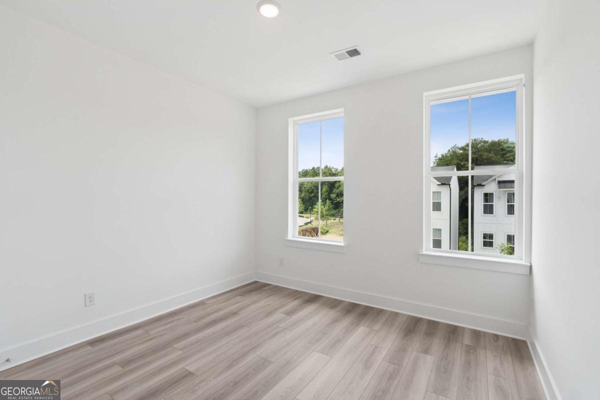736 Auguste Avenue Property Photo 14
