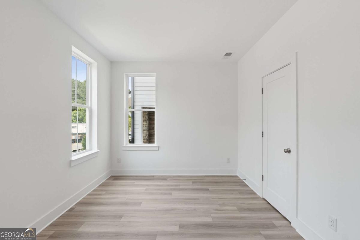 736 Auguste Avenue Property Photo 18