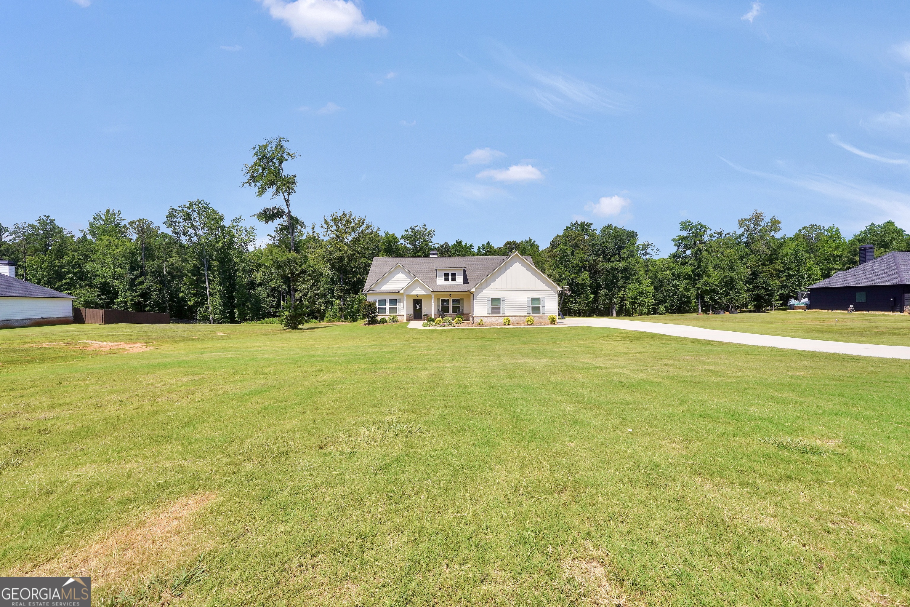 203 Oak Ridge Drive Property Photo 12