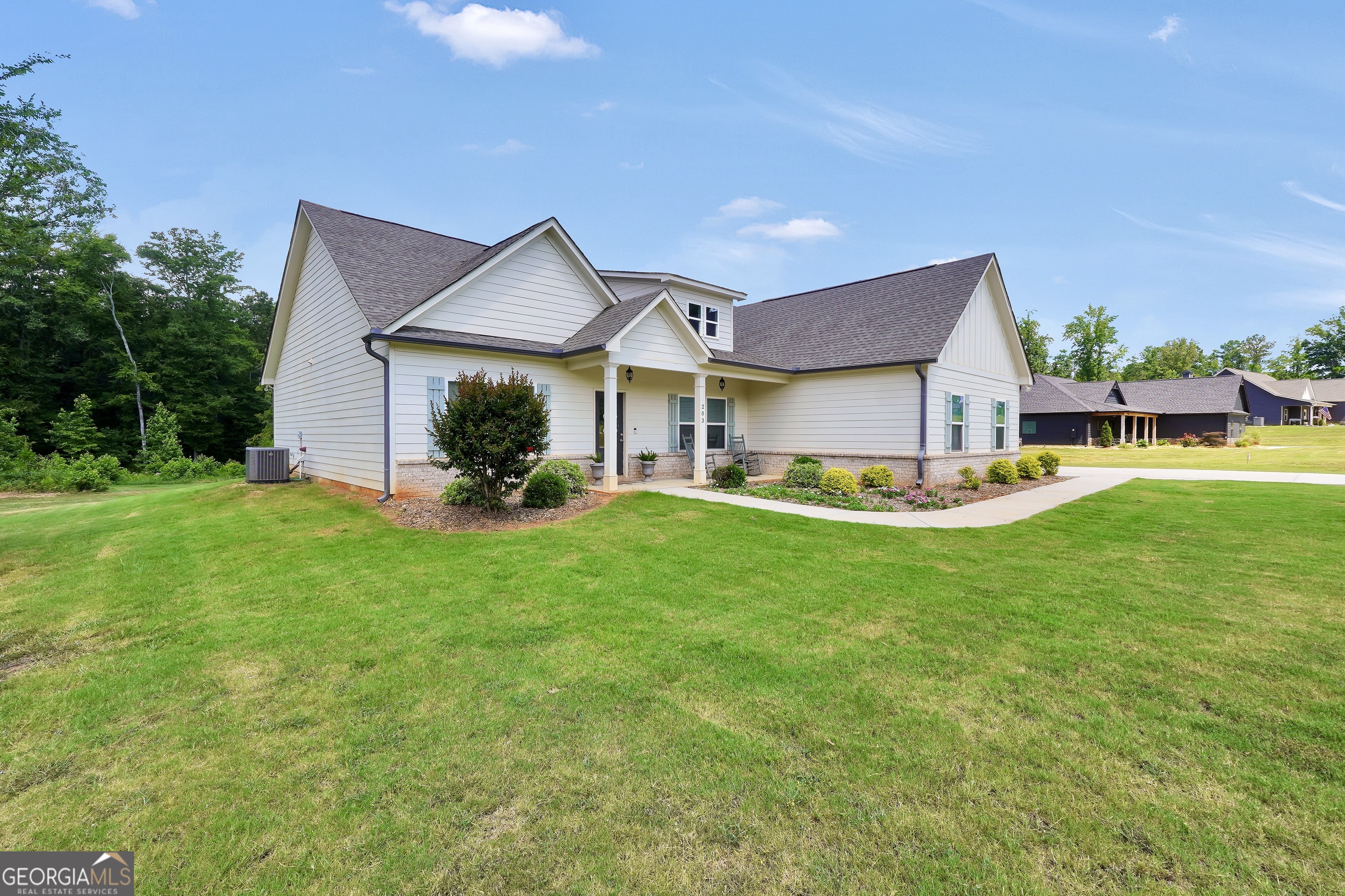 203 Oak Ridge Drive Property Photo 15