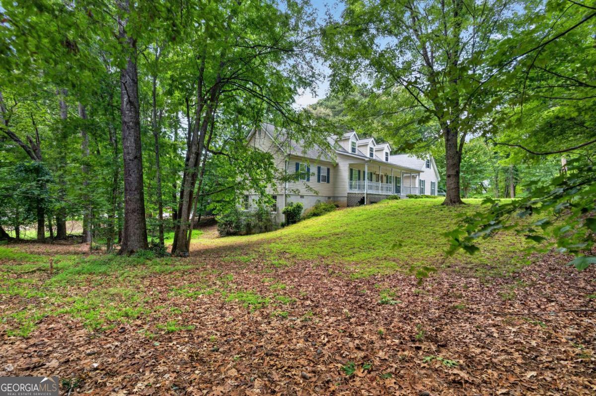 4460 Suwanee Dam Road Property Photo 34