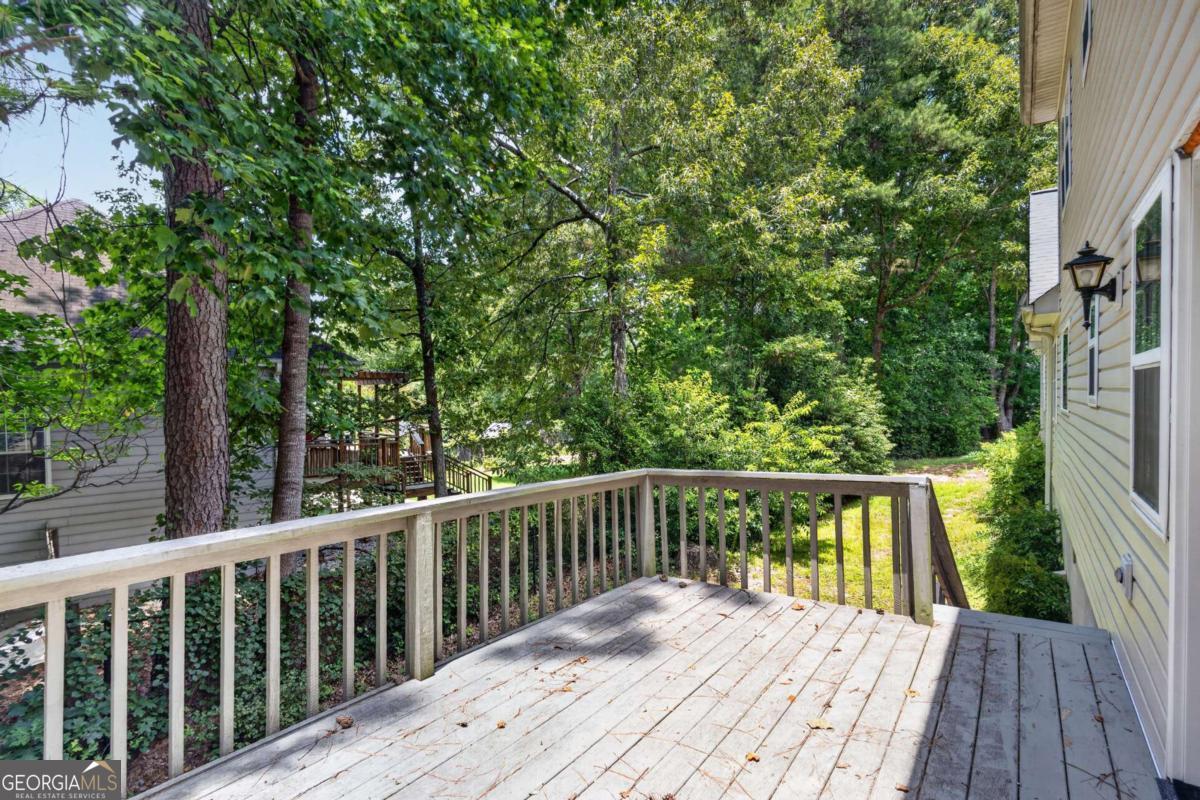 4460 Suwanee Dam Road Property Photo 42
