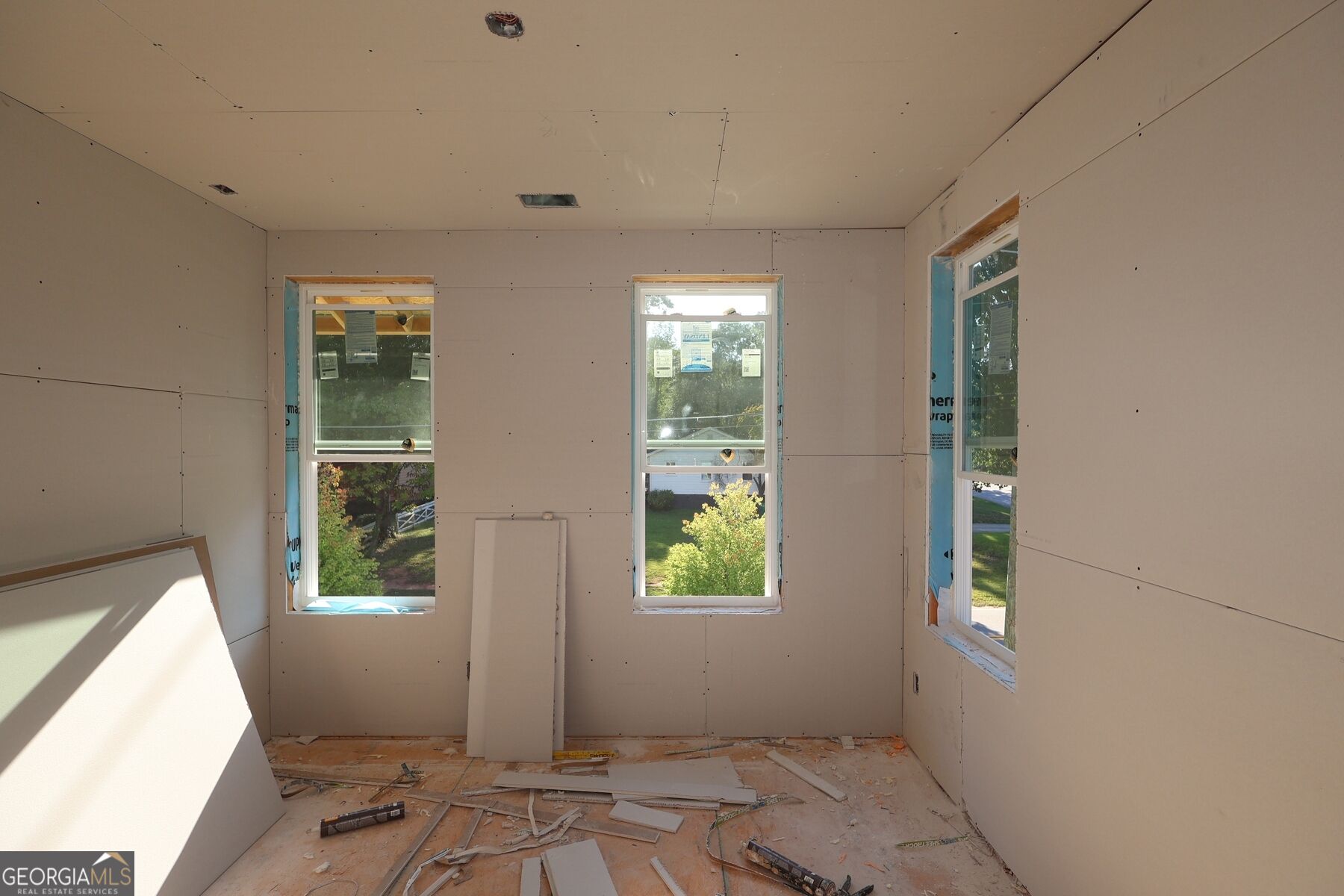 799 Auguste Avenue Property Photo 9