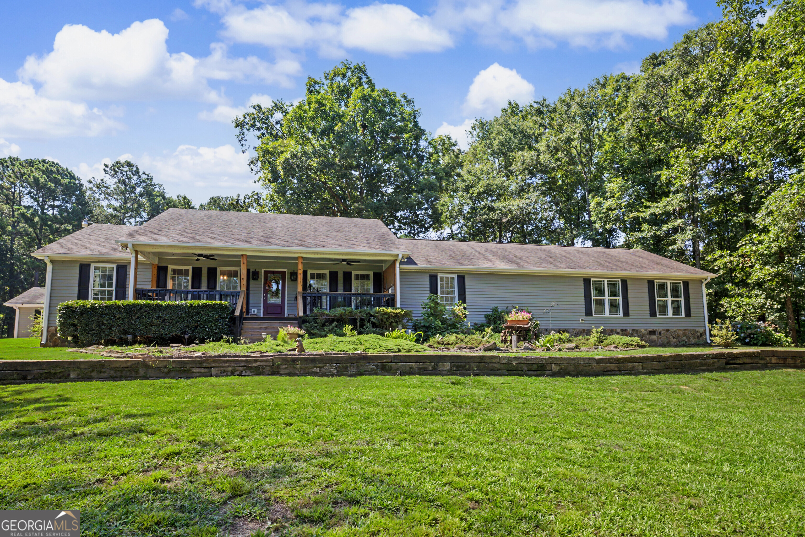 121 Peacock Road Property Photo 3
