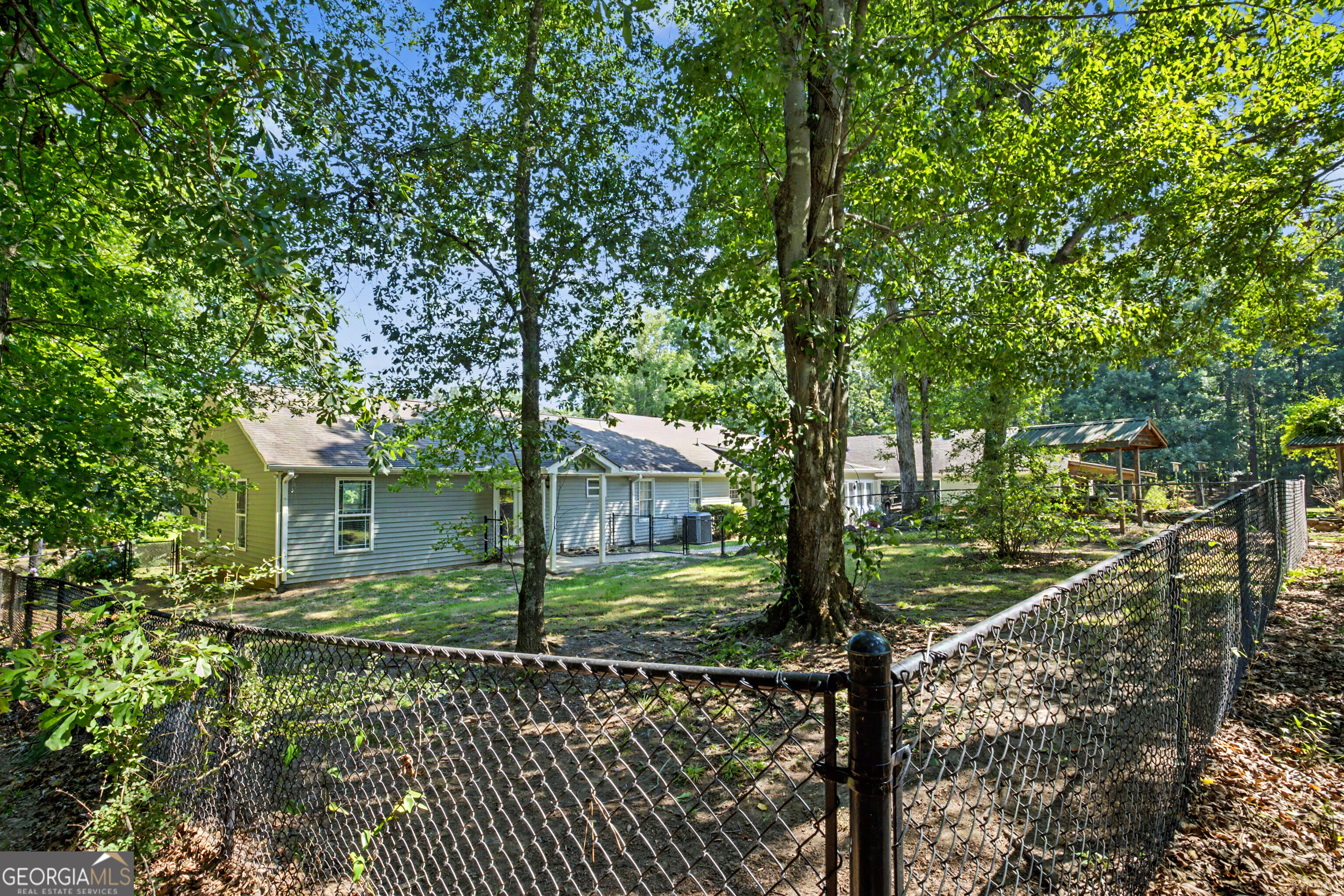 121 Peacock Road Property Photo 10