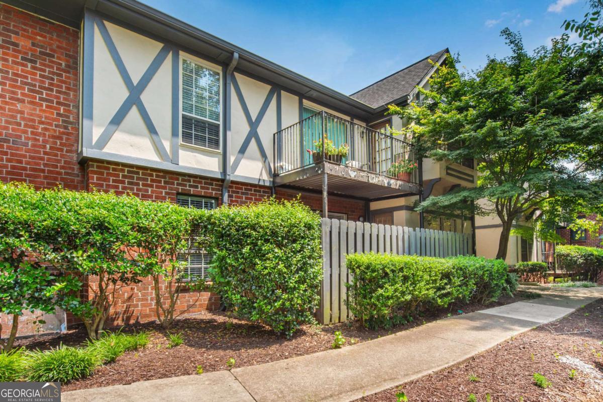 6851 Roswell Road # Q16 Property Photo 1