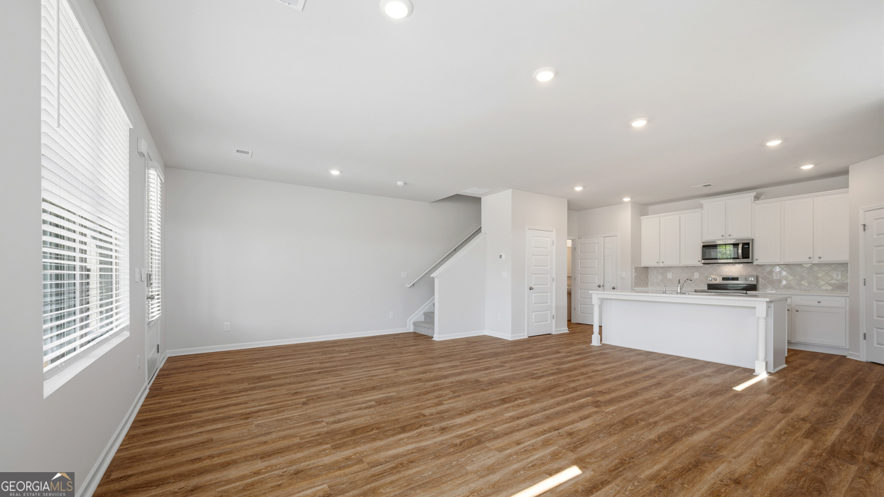 449 Tate Street Property Photo 19