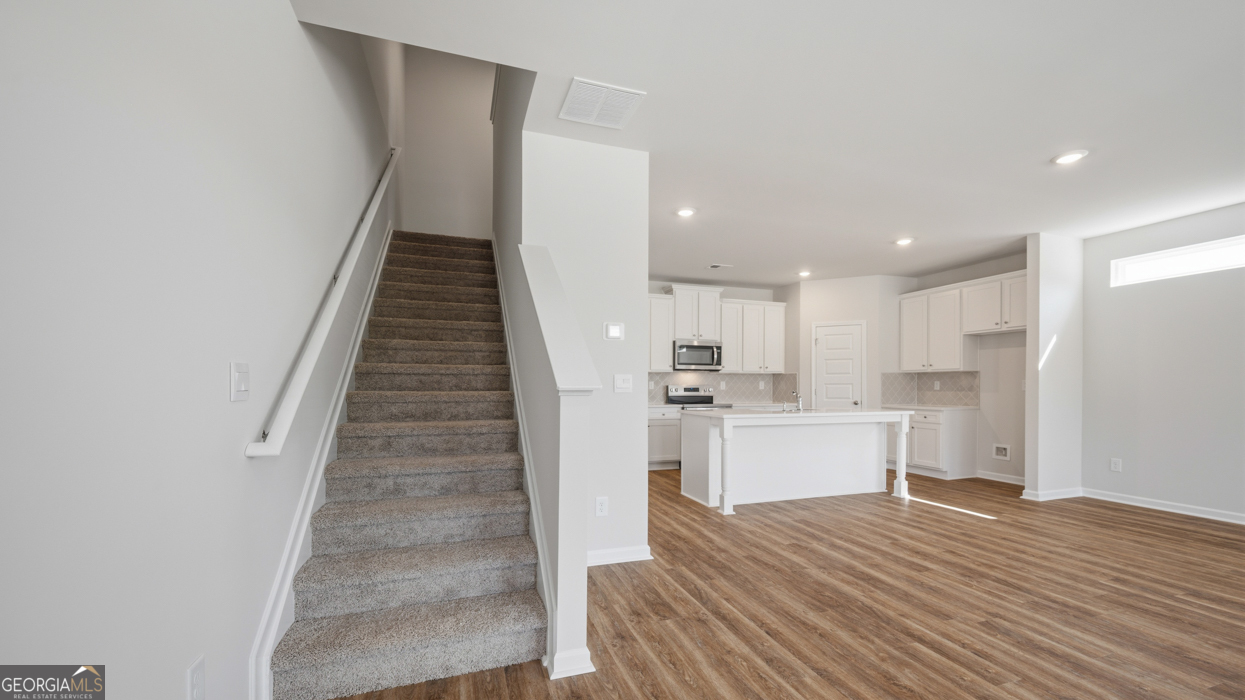 449 Tate Street Property Photo 20