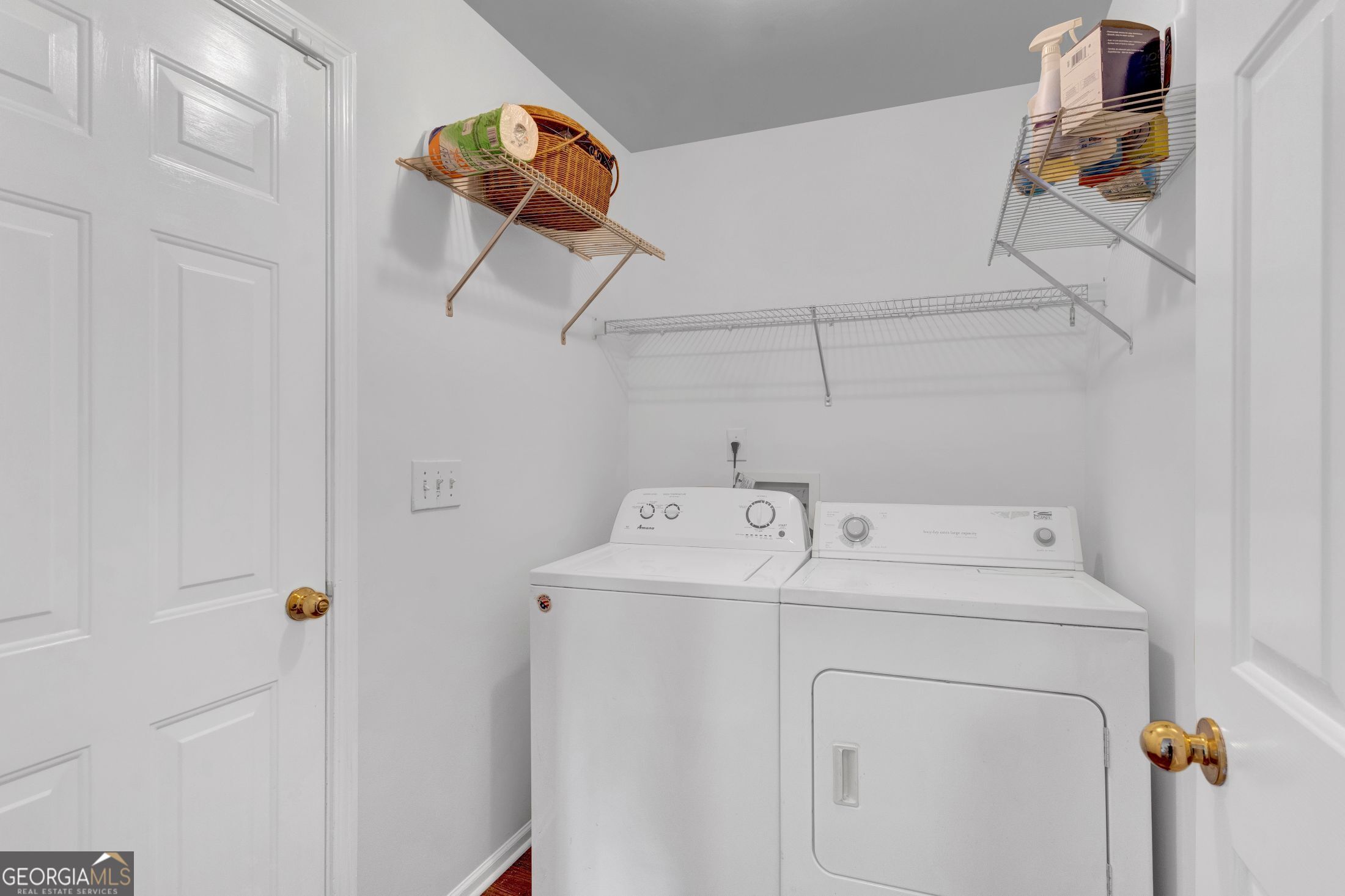4283 Northwind Drive Property Photo 17