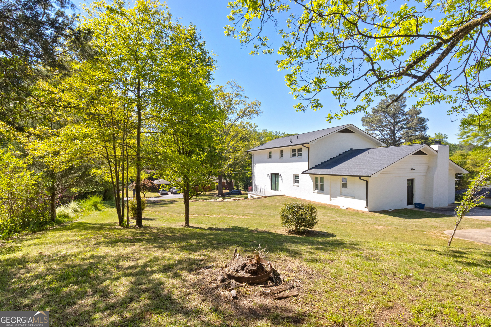 400 Somerset Drive Property Photo 5