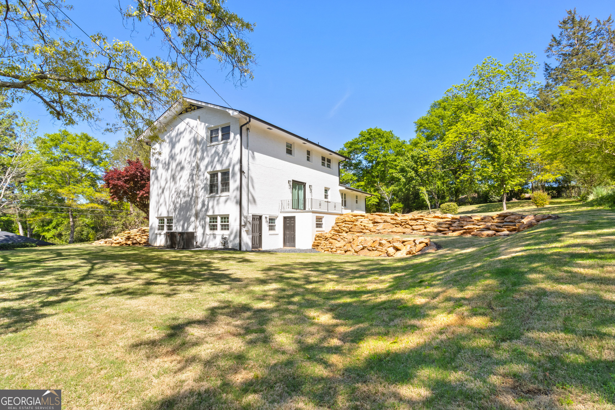 400 Somerset Drive Property Photo 6
