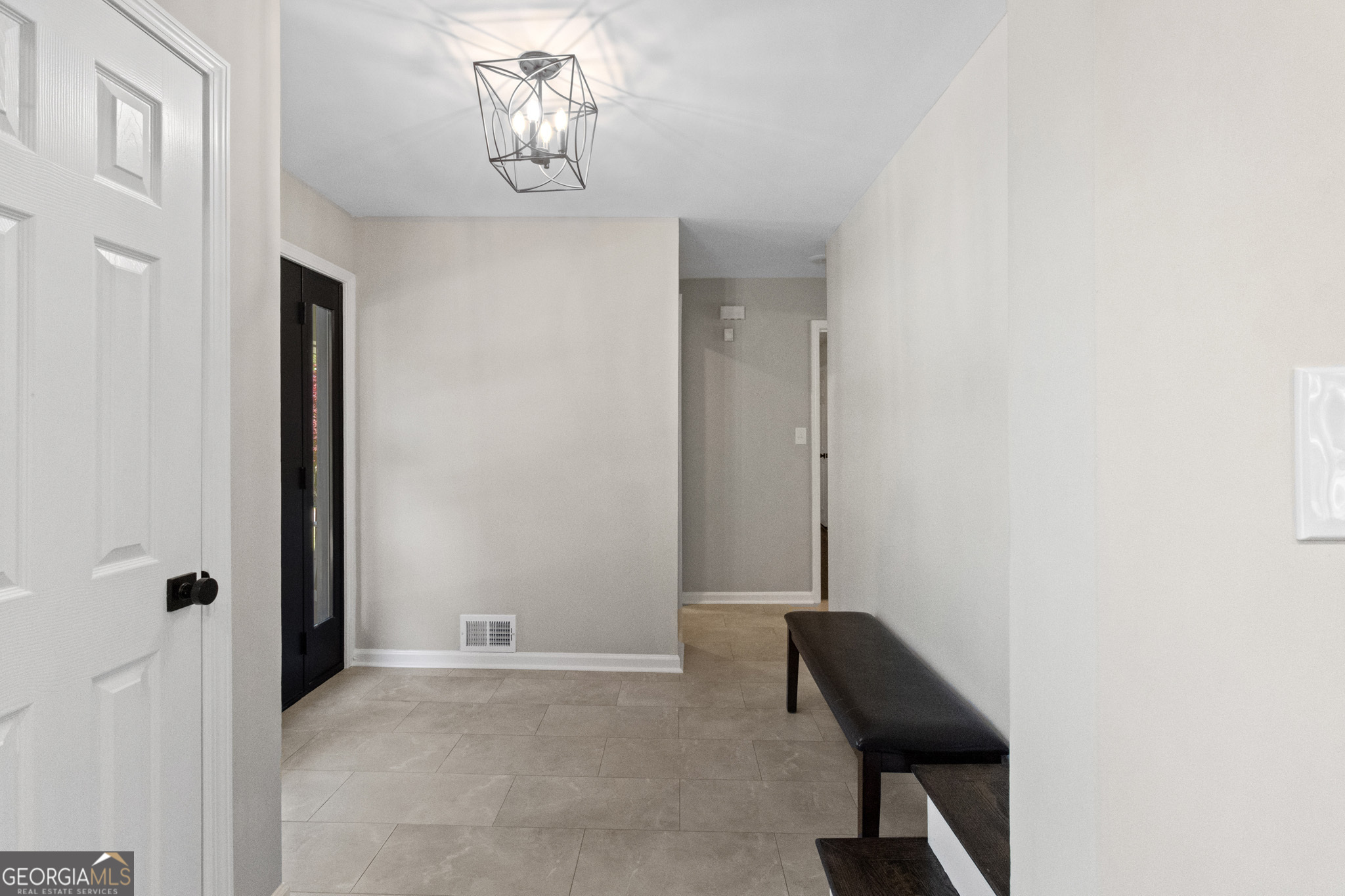 400 Somerset Drive Property Photo 8