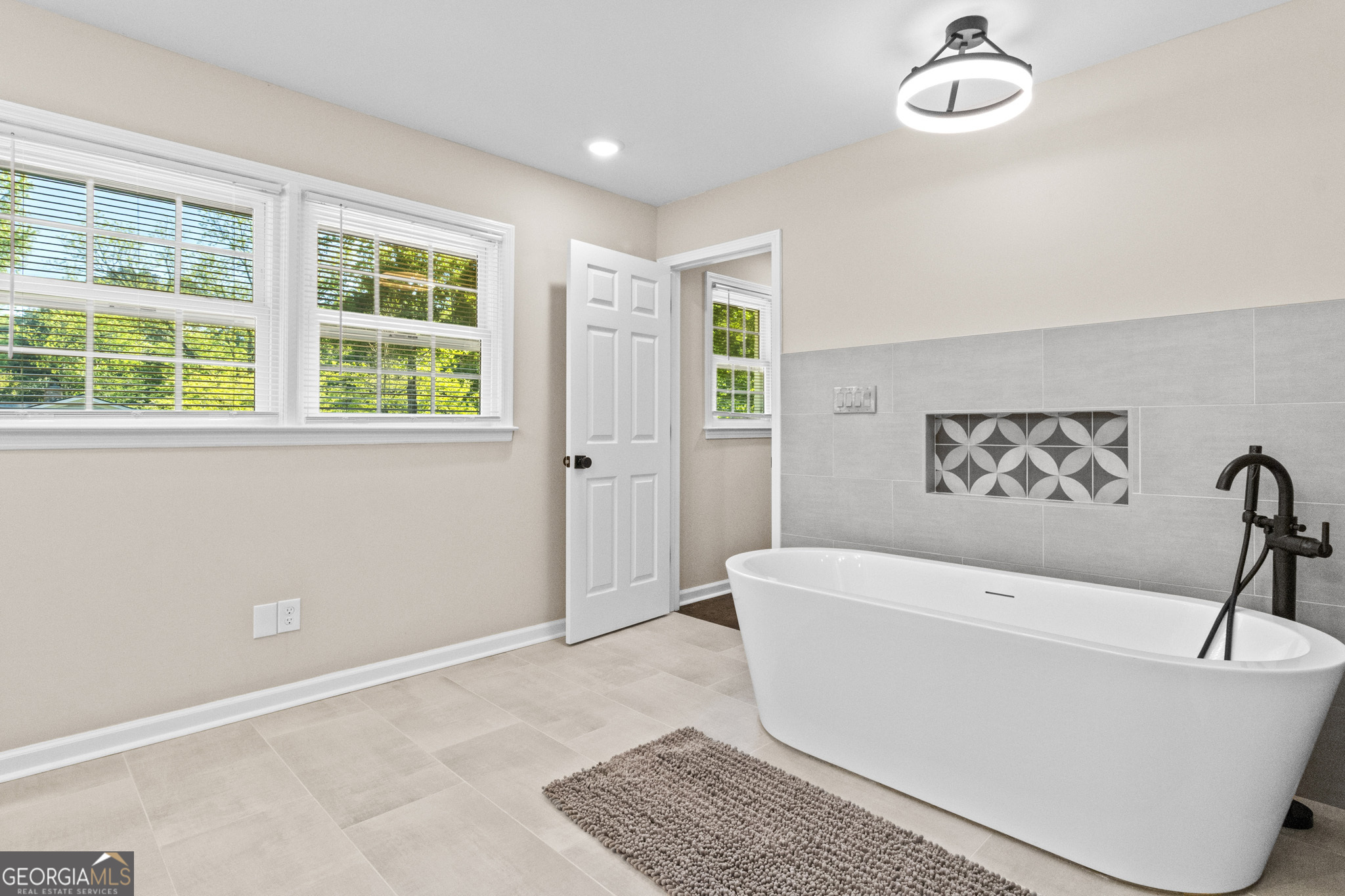 400 Somerset Drive Property Photo 38