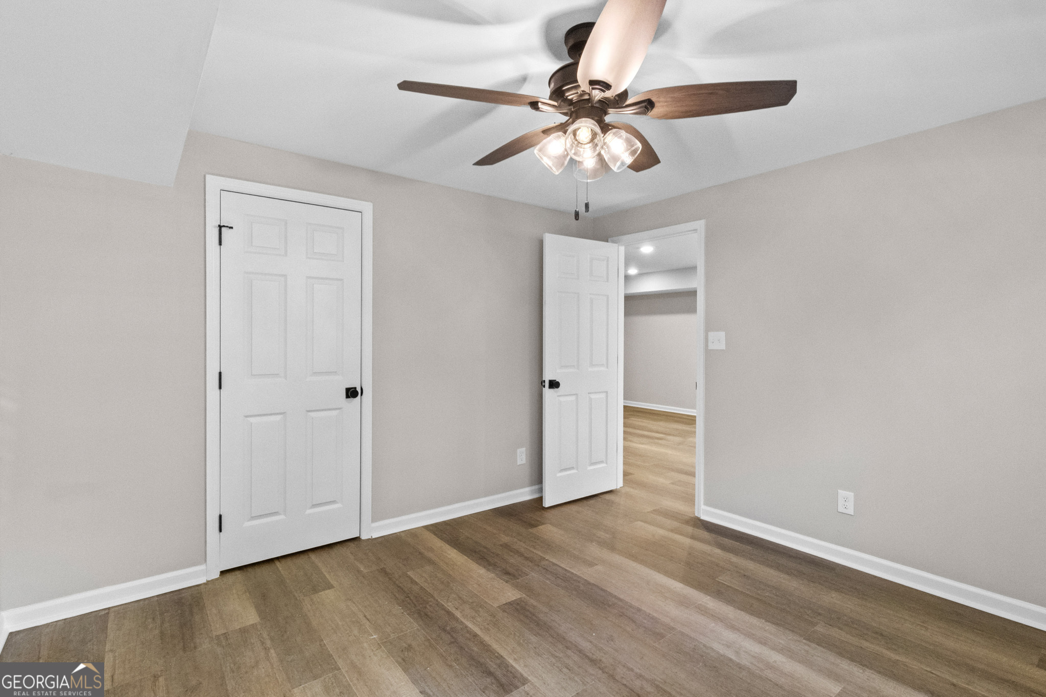 400 Somerset Drive Property Photo 43