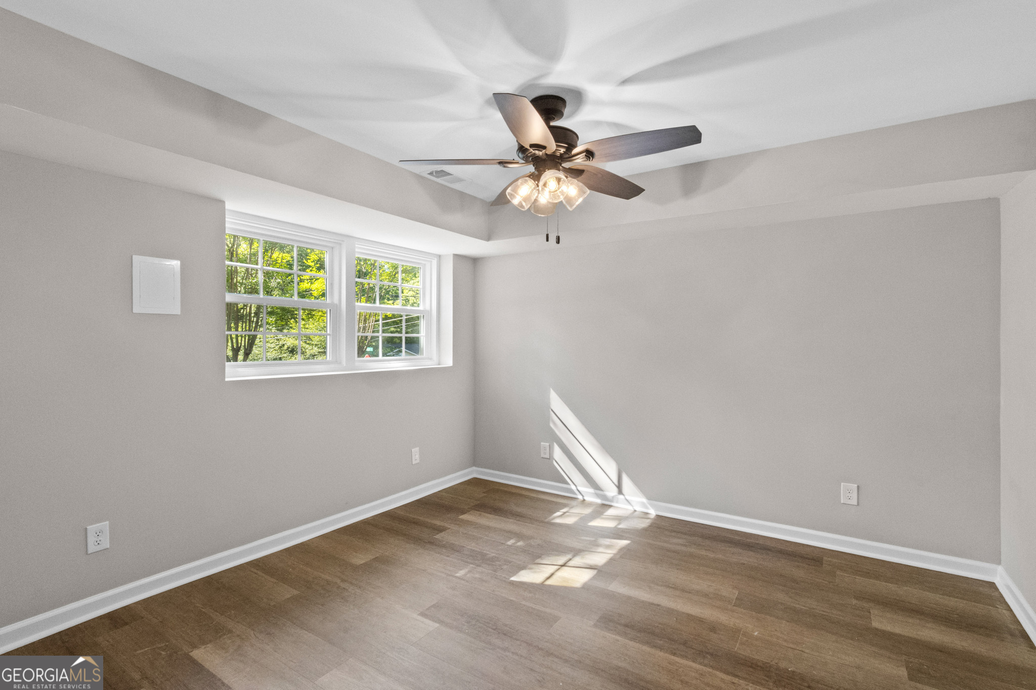 400 Somerset Drive Property Photo 44