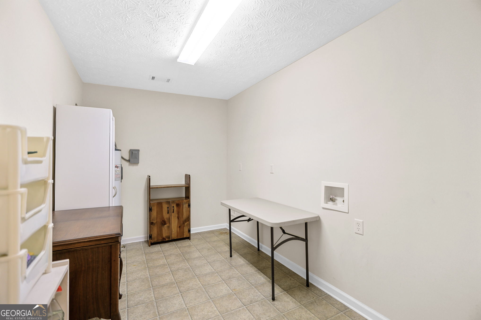 892 Brooks Woolsey Road Property Photo 6