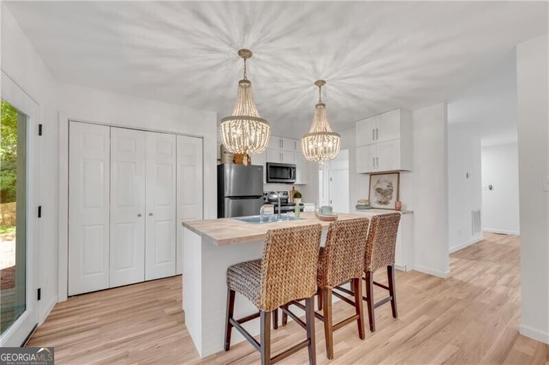 140 Julia Ann Circle Property Photo 11