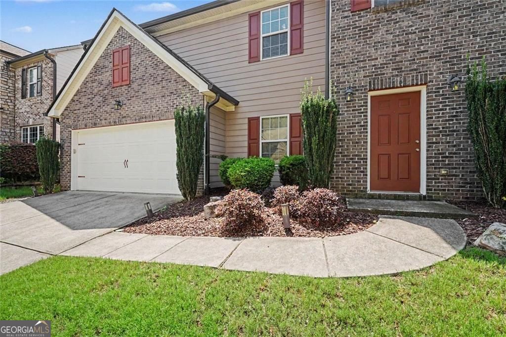 3091 Montauk Hill Drive Property Photo 4