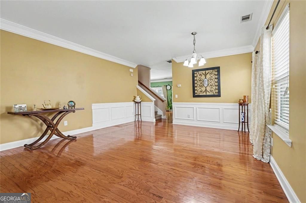 3091 Montauk Hill Drive Property Photo 8