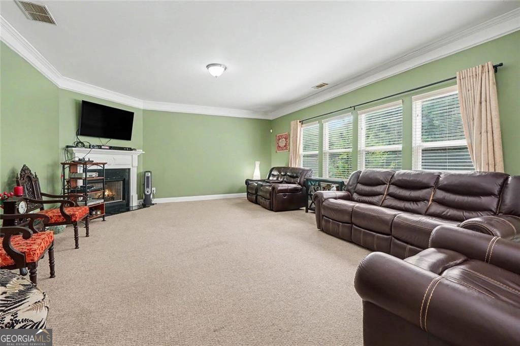 3091 Montauk Hill Drive Property Photo 18