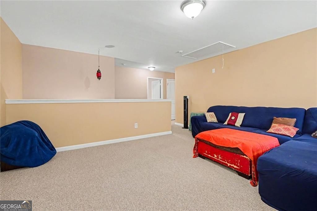 3091 Montauk Hill Drive Property Photo 28
