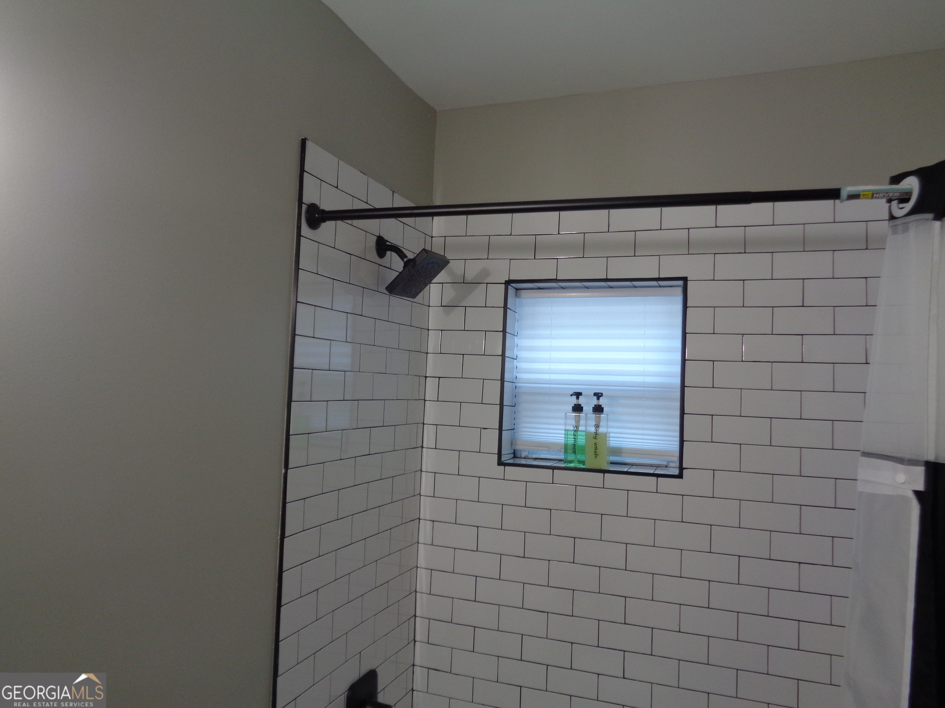 1060 Garibaldi Street Sw Property Photo 8