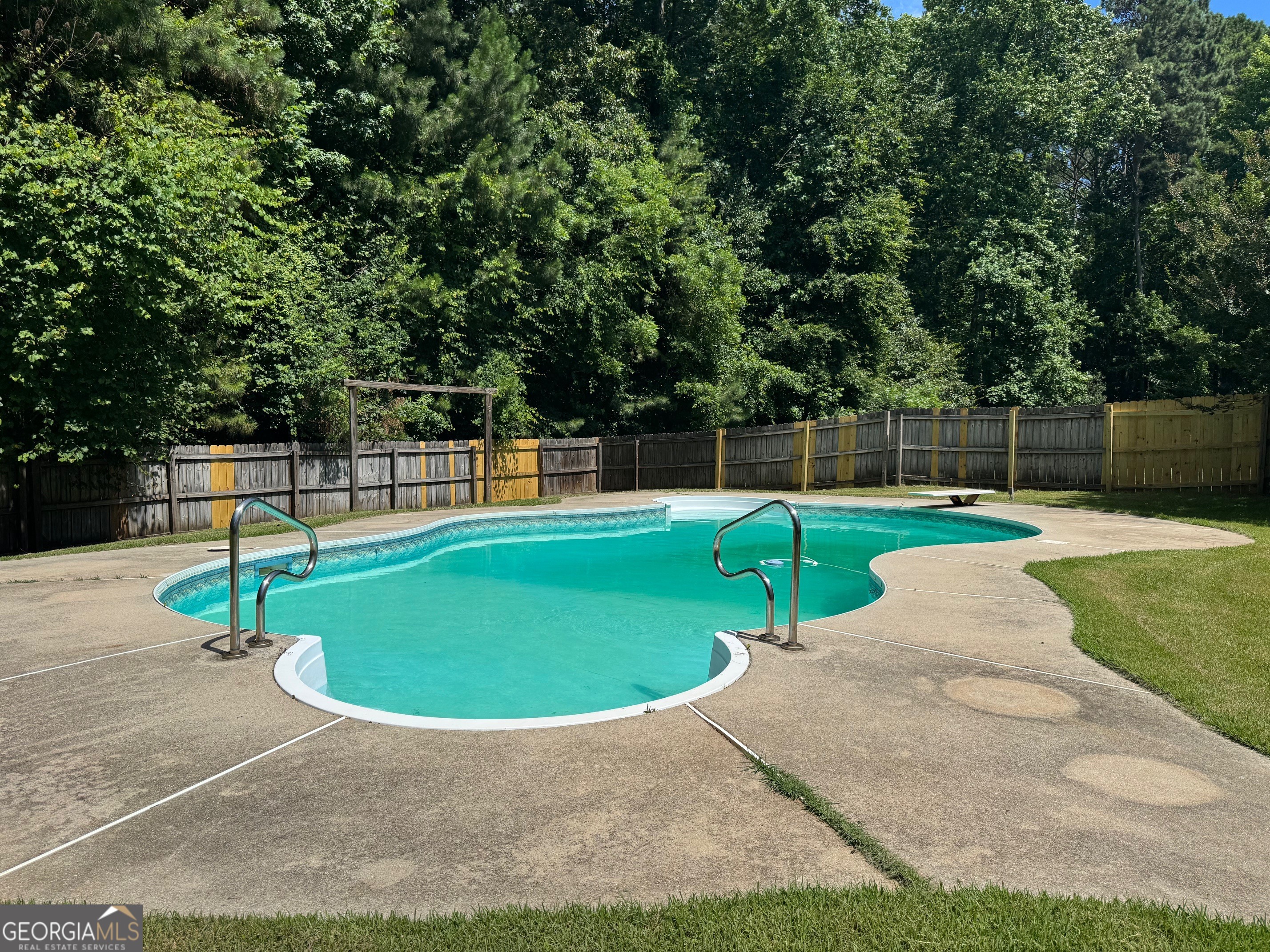 139 Burnham Property Photo 18