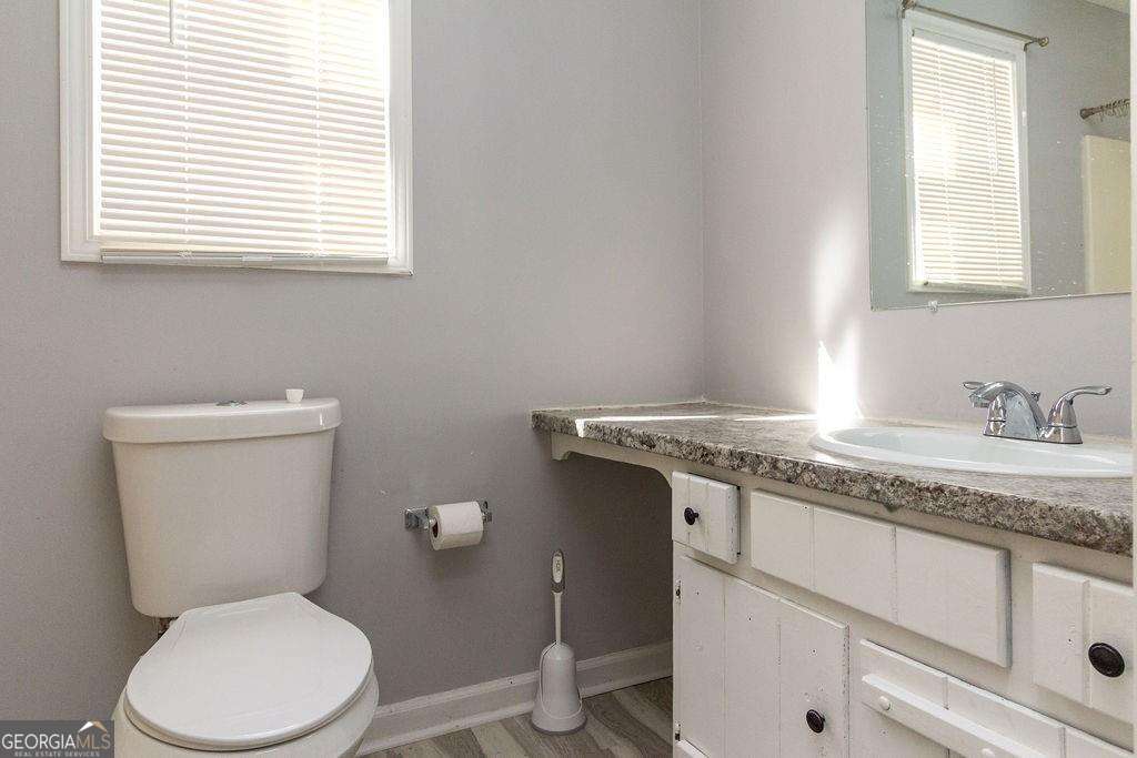 8697 Ashley Way Property Photo 3