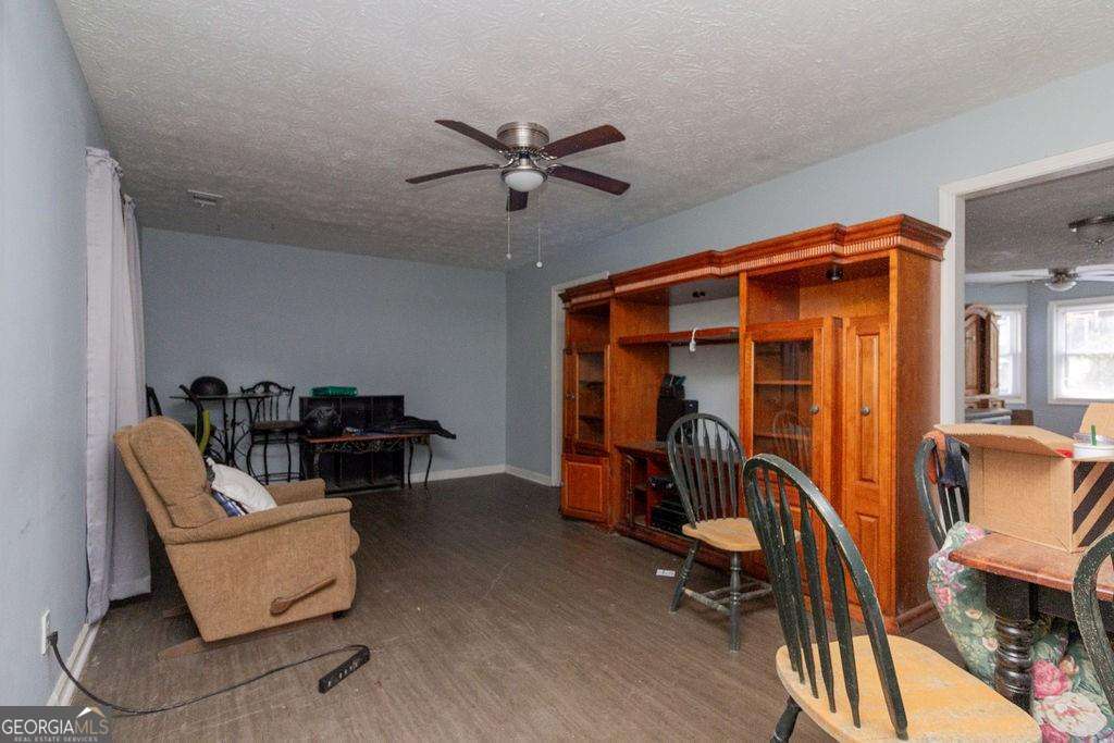 8697 Ashley Way Property Photo 9