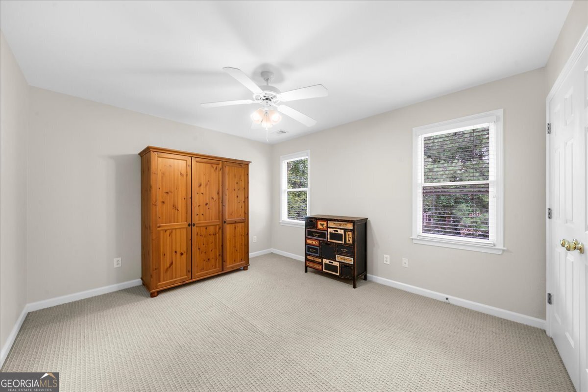 230 Willow Glade Point Property Photo 45